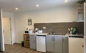 Appartement 2 personnes proche plage(900m) dans une maison individuel.